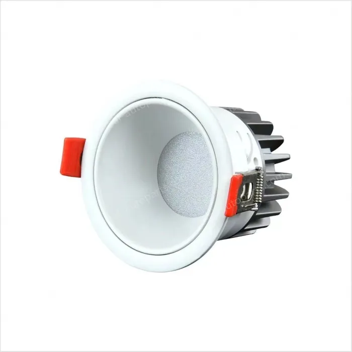 Downlight model: 10W white cup with an opening of 75mm 3000K Yingrui chip + bulkhead driver